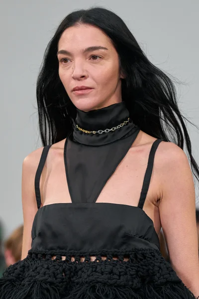 Look 95